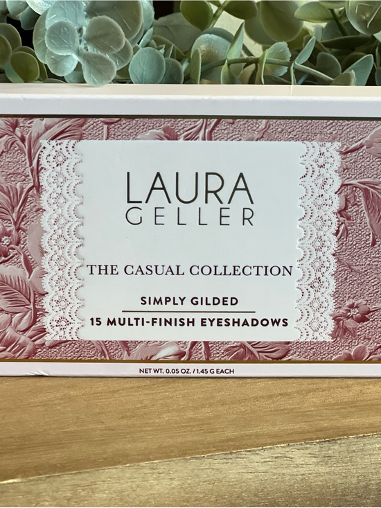Laura Geller Other - Laura Geller 15 Multi-Finish Eyeshadows